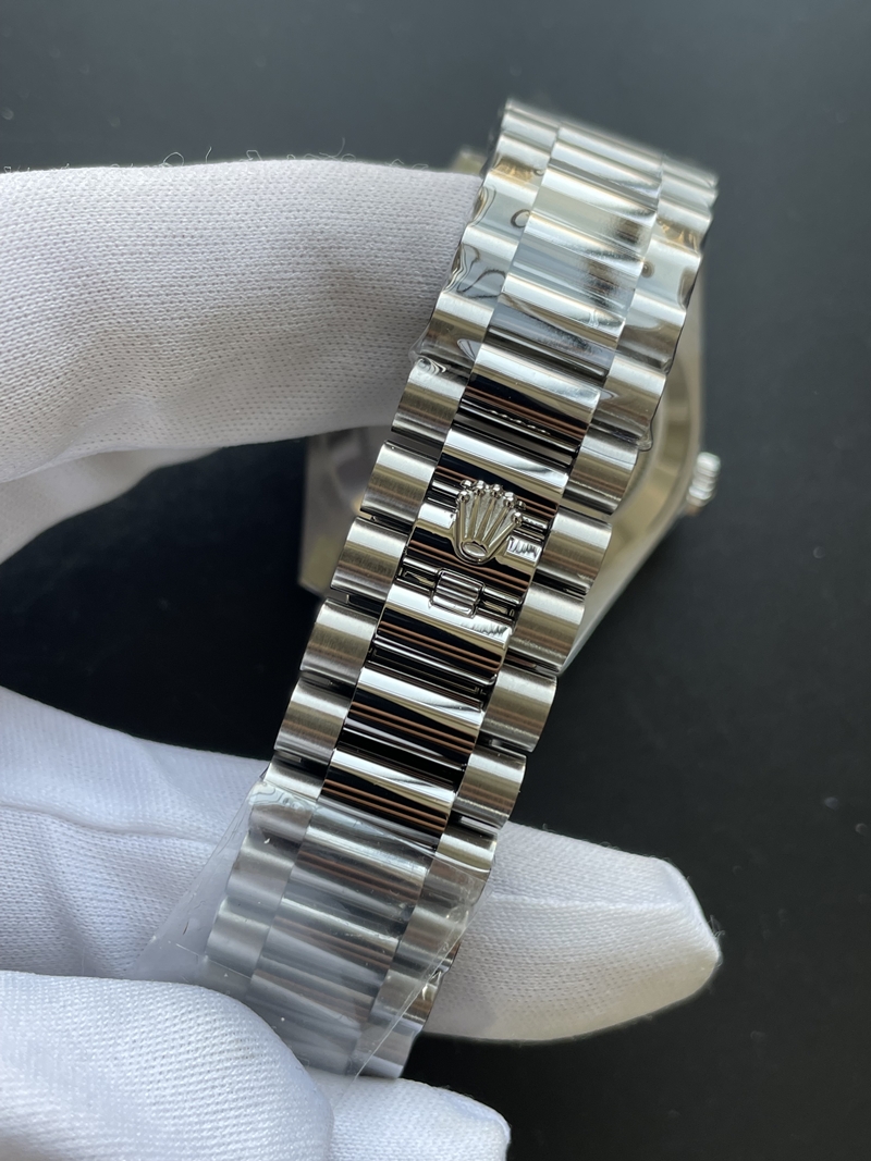 6c0d045b350afd3ab2c2a77da93650ef_1764912149_7686.JPG